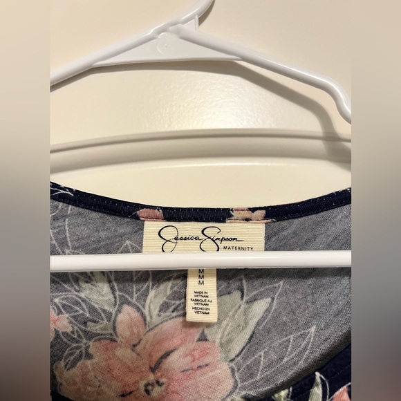 Maternity Blouse - Picture 2 of 4